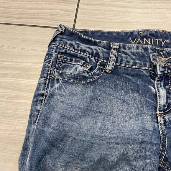 Vanity Distressed Denim Pants - Picture 10 of 11
